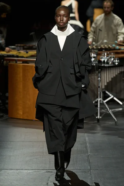 Look 6